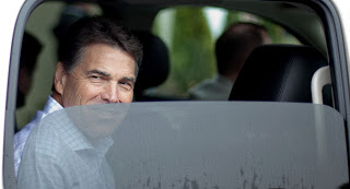 Perry says Romney was a ‘vulture,’ National Review strikes back