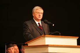 Veryser back in GOP spotlight as Tea Party speaker