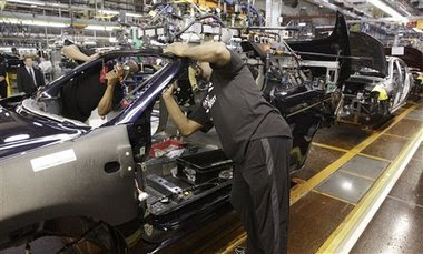 Auto plants at capacity; still no apology from bailout foes
