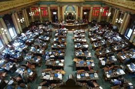 Lawmakers reject tea party, take a cup of courage