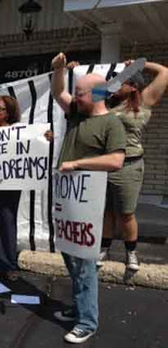 The most lame political protest ever?