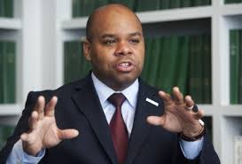 Granholm gives glowing endorsement to Hobbs’ congressional campaign