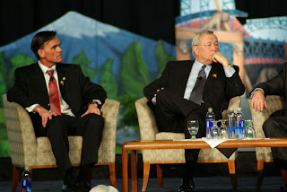 Hackel gives Patterson a push on Thanksgiving