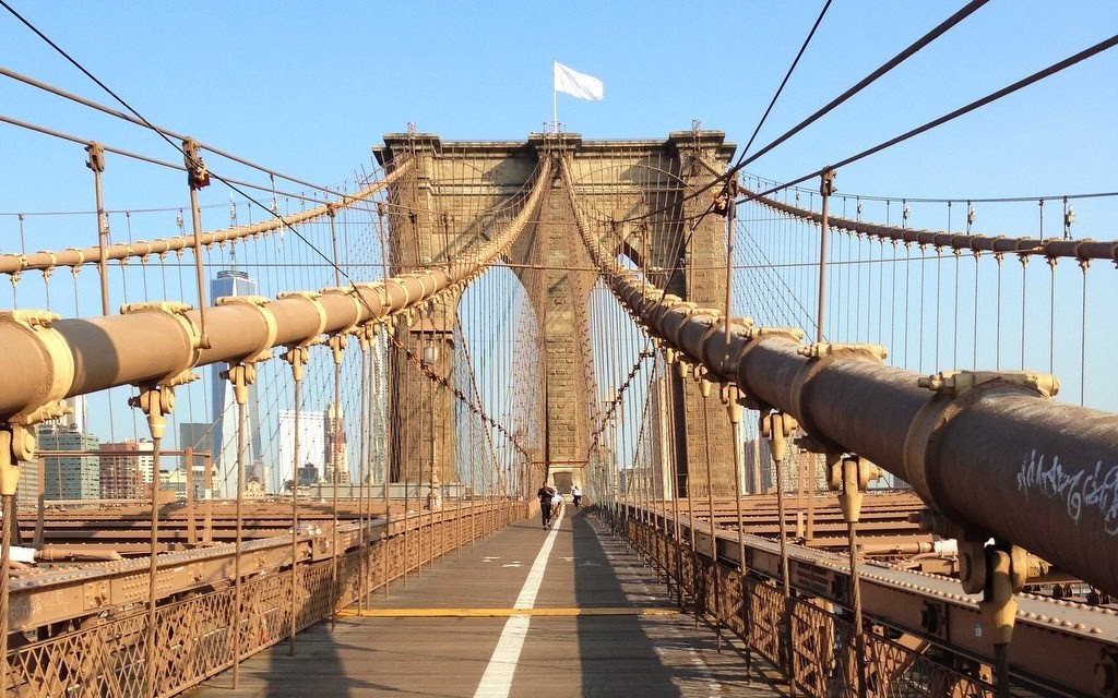 AP, Daily News fall for Brooklyn Bridge parody story