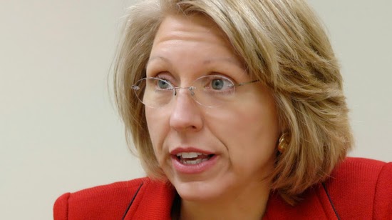 Terri Lynn Land’s money causing a wealth of political problems