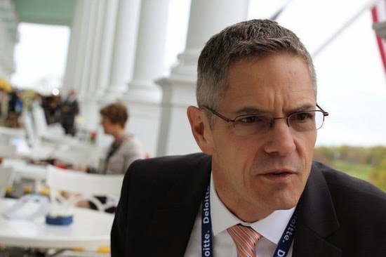 Tea party leader urges: Vote for Schauer, vote for gridlock