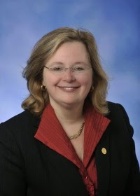 GOP rep battles with Sharpton for least articulate