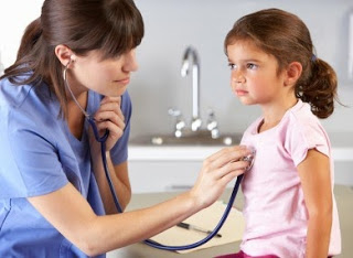 Does Obamacare politics make smart people stupid?