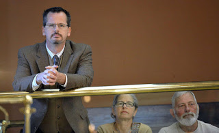 Courser’s 10th District GOP colleagues demand resignation
