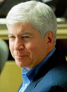 In the dead of winter, Snyder goes green