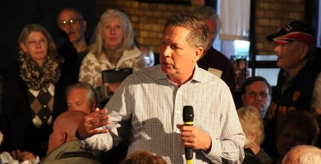 Kasich’s big crowds in Michigan attracting national attention