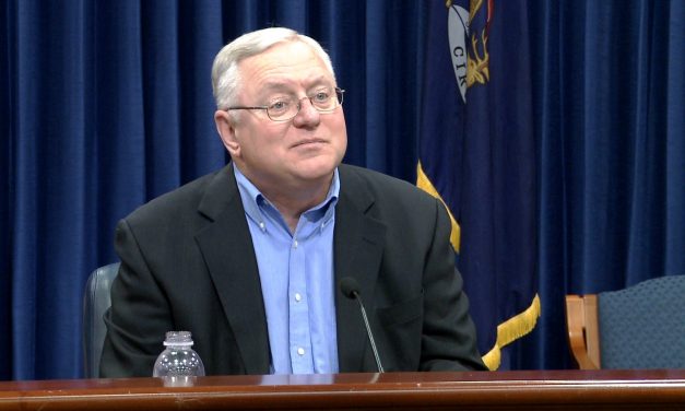 Senator headed to Detroit warns that he’s packing a gun